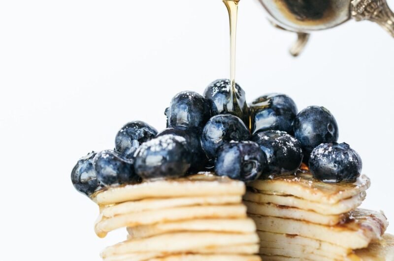 French Buttercream Macarons